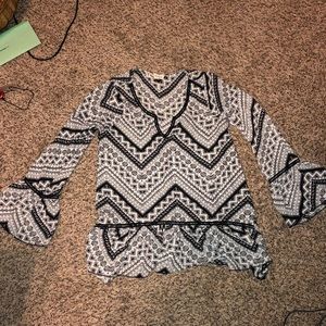 Delicate long sleeve “About a Girl”